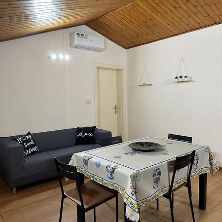 La Mansarda Di Melo Apartment CTA Exterior photo