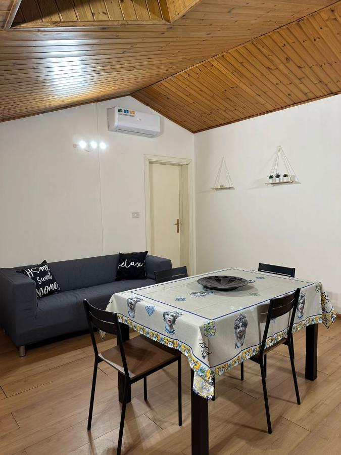 La Mansarda Di Melo Apartment CTA Exterior photo